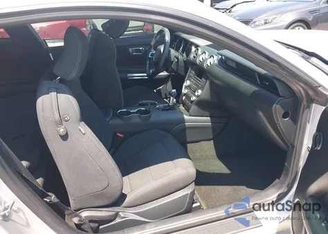 2017 Ford Mustang z USA, uszkodzony, nr VIN 1FA6P8AMXH5203407